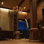 酒店 The Hh Point 5*