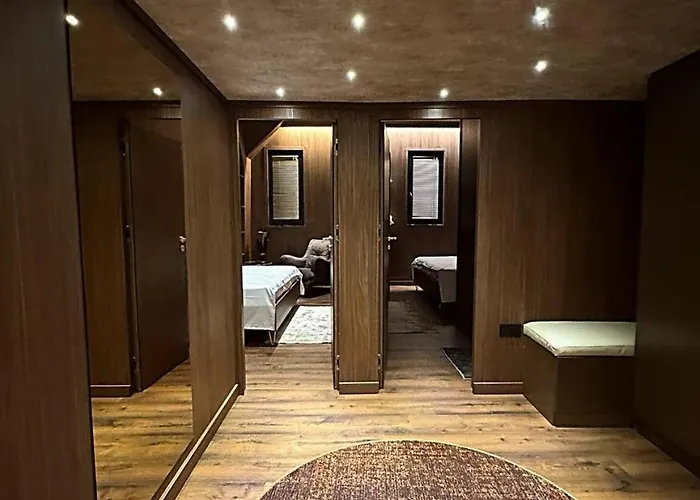 Hotel The Hh Point Tirana