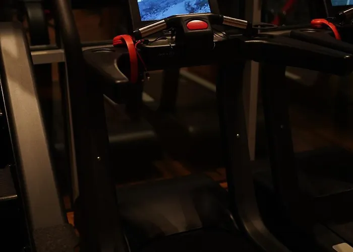 Hotel The Hh Point Tirana