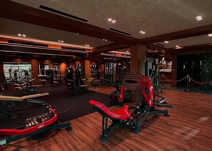 Hotel The Hh Point 5*