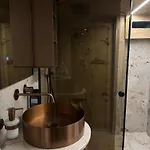 The Hh Point ティラナ